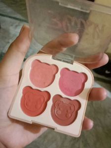 Cute Bear Blush Palette