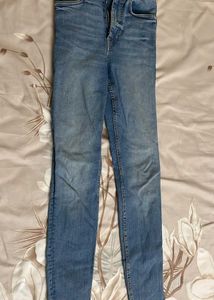 Zara Light Wash Skinny Jeans
