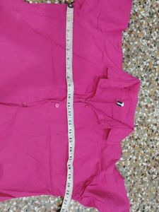 iska color dark pink hai I bahut jyada beautiful s