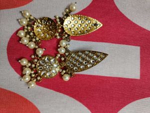 Kundan Studded Earrings