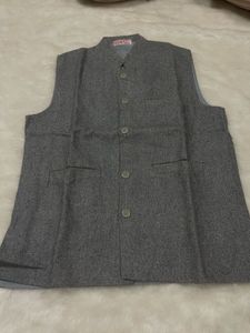 Ethnic Sleeveless Jacket