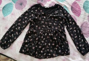 **PRICE DROP ALERT** Black Floral Top , Bust - 32 (Inches)