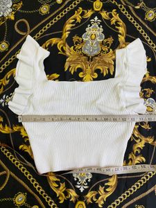 Korean Cute White Ruffle Knit Cropped Top Bust 34