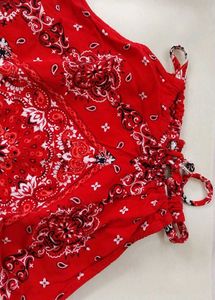 BRAND NEW UNIQUE TOP