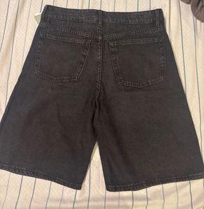 H&amp;M BERMUDA LOW DENIM SHORTS