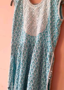 KURTA ALONG WITH JEANS🐣