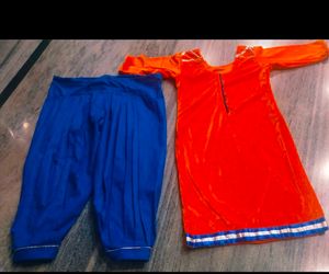 🧡 &amp; 💙 New Velvet Suit No Damage