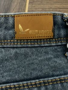 Grey Mom Fit Jeans 👖
