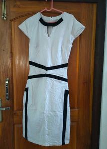 Chic White & Black Dress