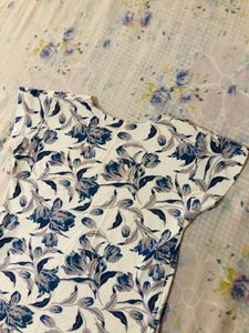 Girl’s Crop T-shirt