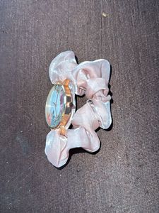 🌸Floral Scrunchie Watch🌸