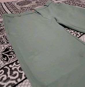 Green casual pants