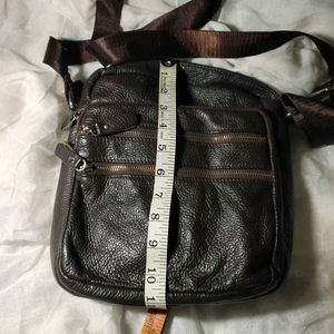 Unisex Leather Messenger Bag