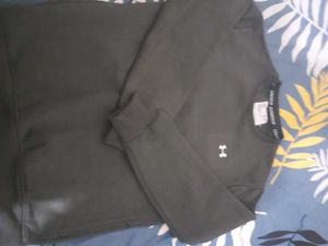 Under Armour Sweatshirt