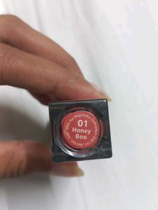New Honey Boo NYKAA Lip Gloss