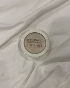 Combo Highlighter &amp; Loose Powder