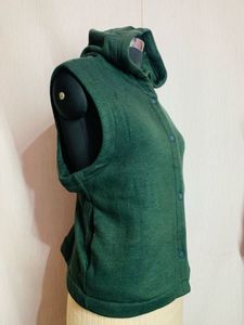 Green Hooded Sleeveless Jacket