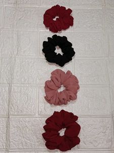 4 Georgette Scrunchies 🎀