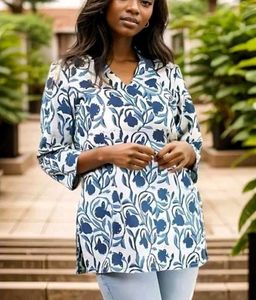 Floral Print Tunic Top Size:-s