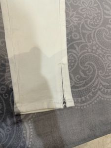 Deal White Jeans