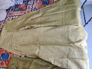 Pista Coloured Kurti Set