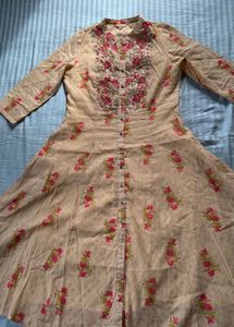 Floral Embroidered Kurta