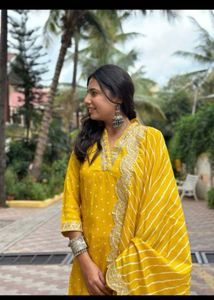 Kurta Set With Dupatta