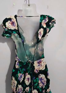 Chic Floral V-Neck Mini Dress