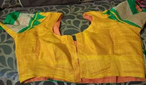 Elegent  Saree With Blouse