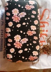 balck Floral Print Clutch