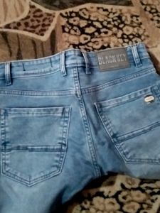 Light Wash Denim Jeans