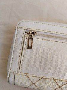 Guess Authentic
