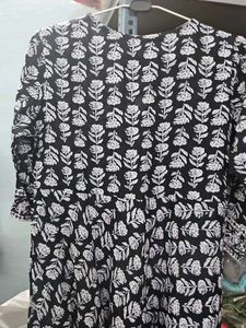 Floral Print Kurta Pillzo Set With Dupatta Size av