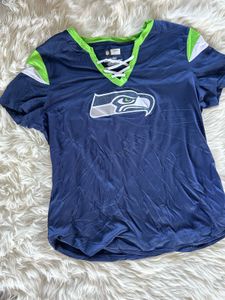 Seahawks Laced-Up T-Shirt
