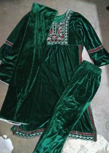 Woman Kurta Set With Dupatta