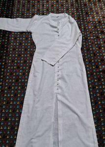 Classy White Plain Kurta💟