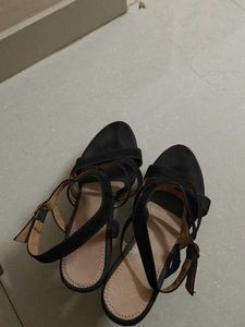 Women’s Black Heels – Comfortable & Stylish