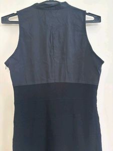 BODYCON SHIMMER ARMS DRESS
