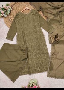 Elegant White Kurta Set 1200 price