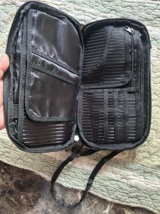 Air walk Wallet Sling