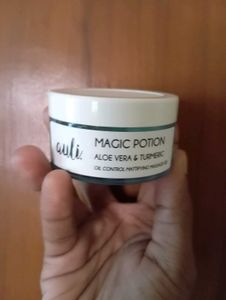 Auli Magic Potion Aloe Vera &amp; Turmeric Gel