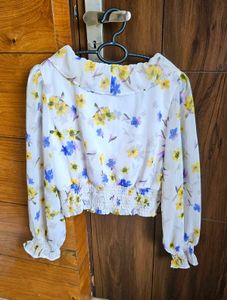 Floral Ruffle Crop Top