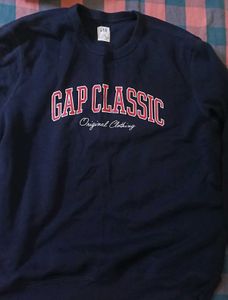 GAP Classic Crewneck Sweatshirt