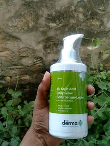 1% Kojic Acid Daily Glow Body Serum - Lotion