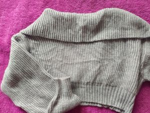 Offer 580 😍Grey Pullover Crop Sweater 💖