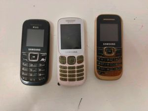 Samsung Feature Phones - 3 Pack