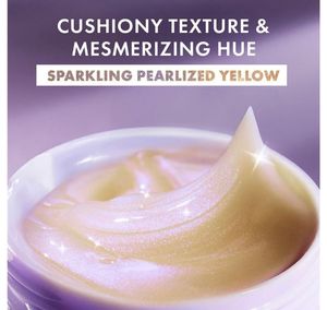 mCaffeine Super Glow Flash Facial Mask