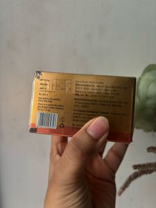 Pilgrim 24K Gold Face Mask