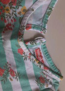 White And Green Short Sleeves T Shirt