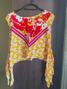 yellow crop top from max